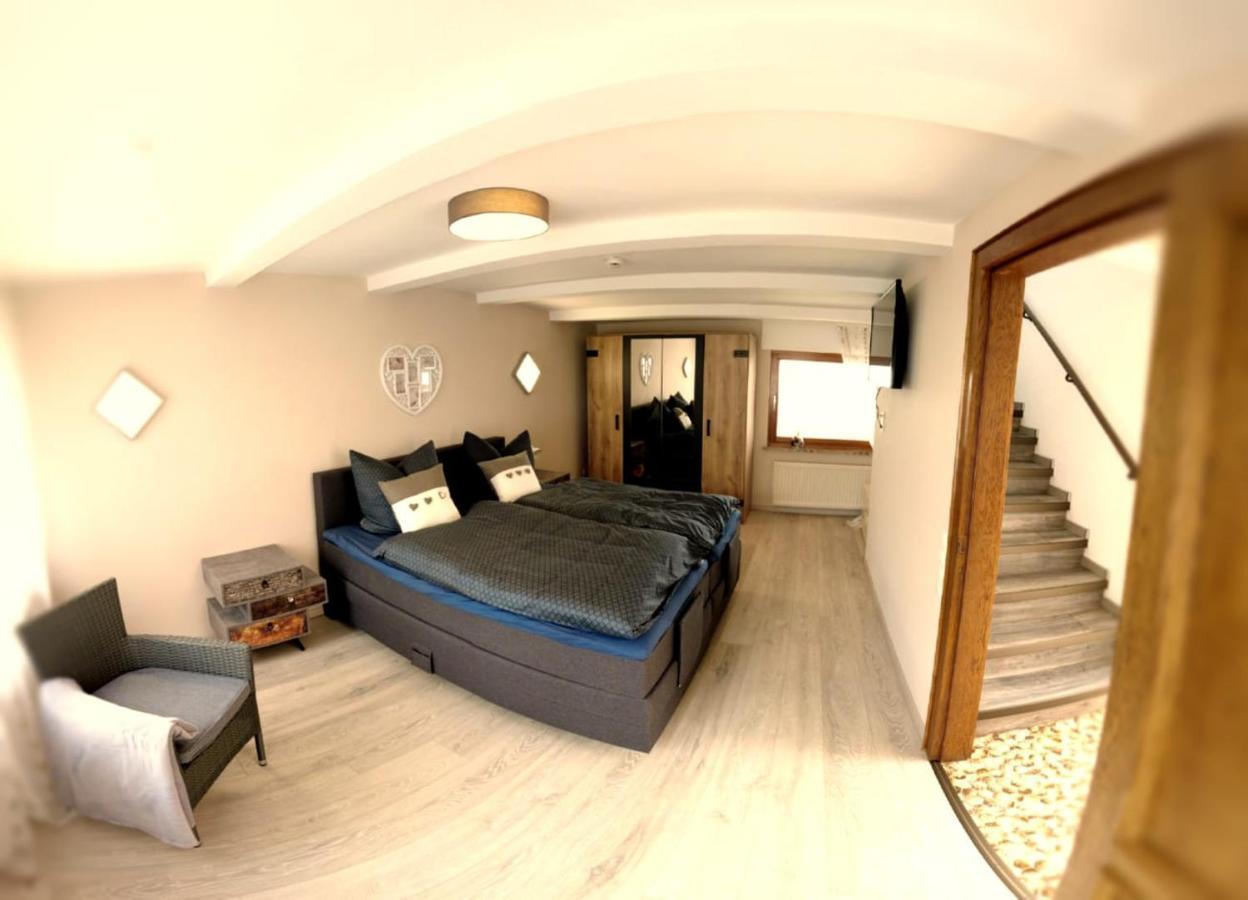 Ferienhaus Zum Hochstein Ettringen  Dış mekan fotoğraf
